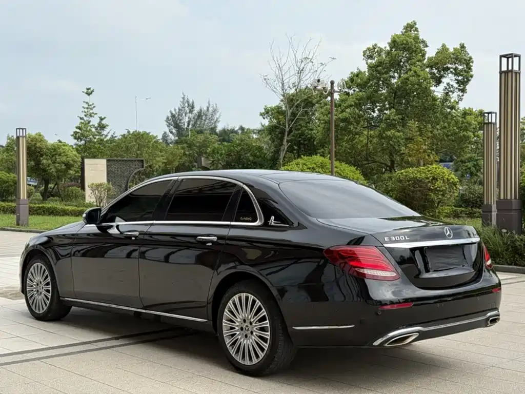 Mercedes-Benz E-Class 2019
