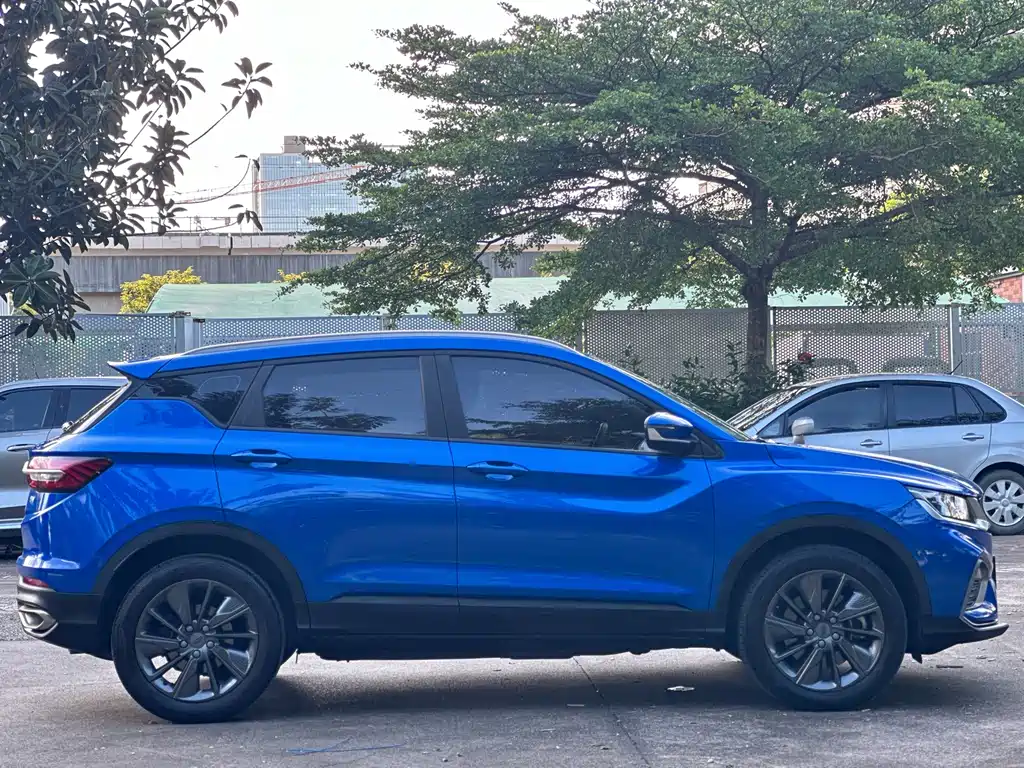 Geely Binyue NEV 2020 — фото 13