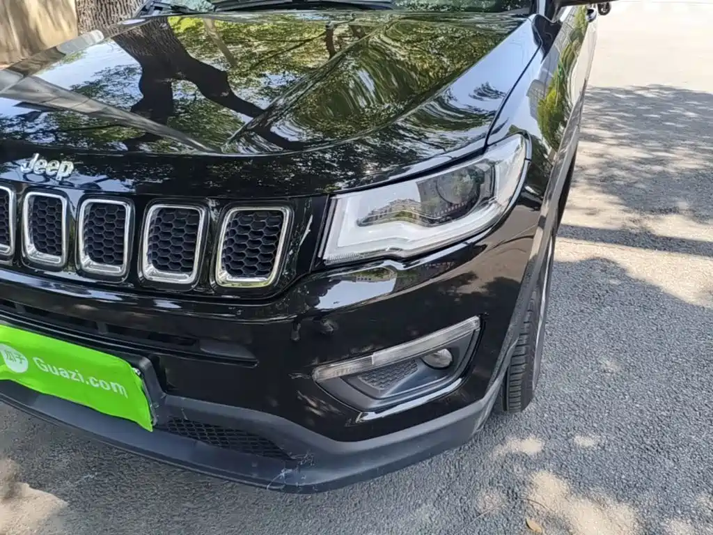 Jeep Compass 2019 — фото 18