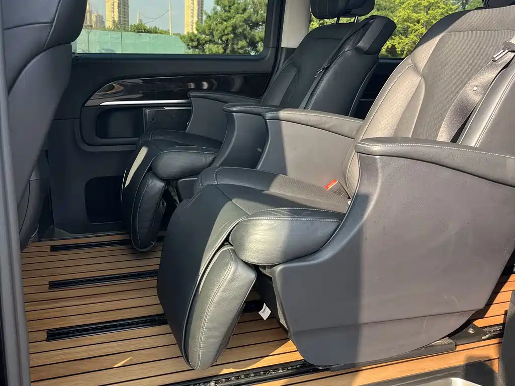 Mercedes-Benz V-Class 2018 — фото 5