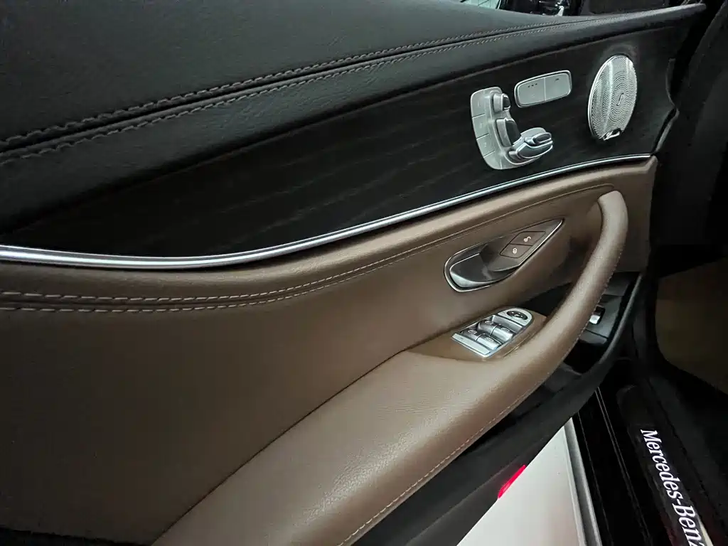 Mercedes-Benz E-Class 2023