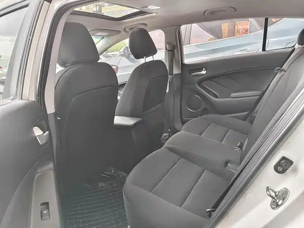 Kia K3S 2014