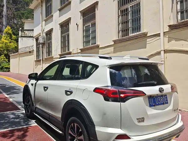 Toyota RAV4 2018