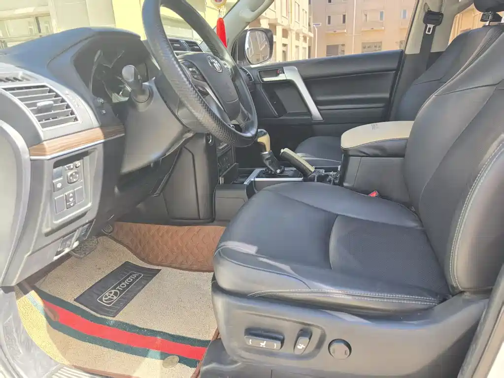 Toyota Prado 2018