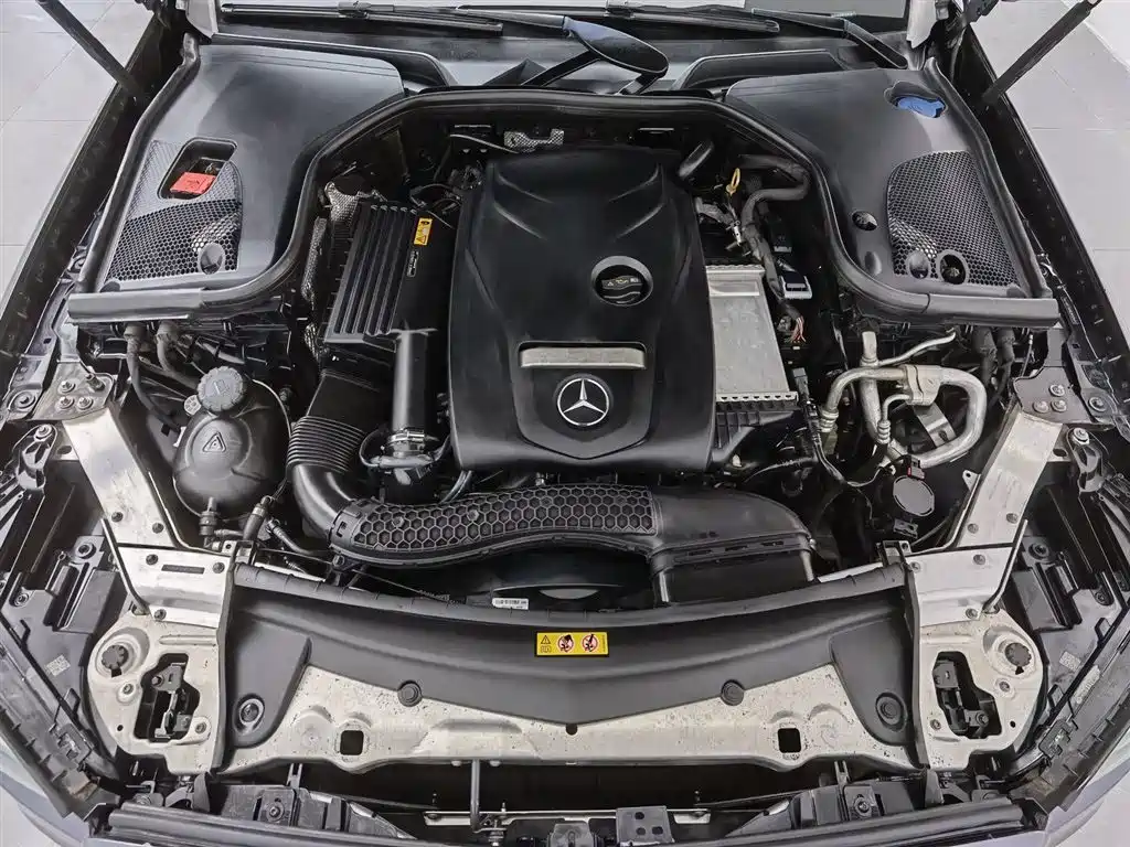 Mercedes-Benz E-Class 2019 — фото 6