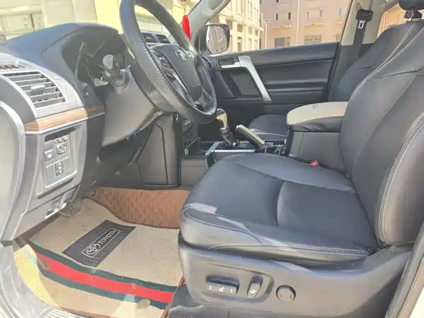 Toyota Prado 2018