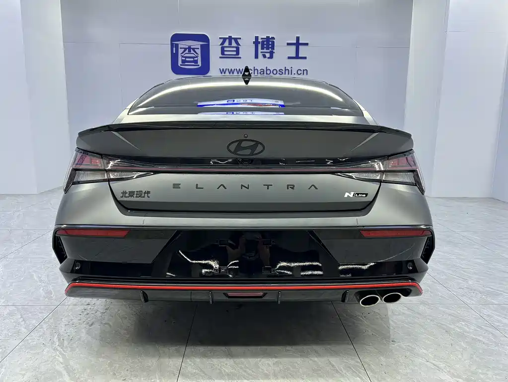 Hyundai Elantra 2023 — фото 17