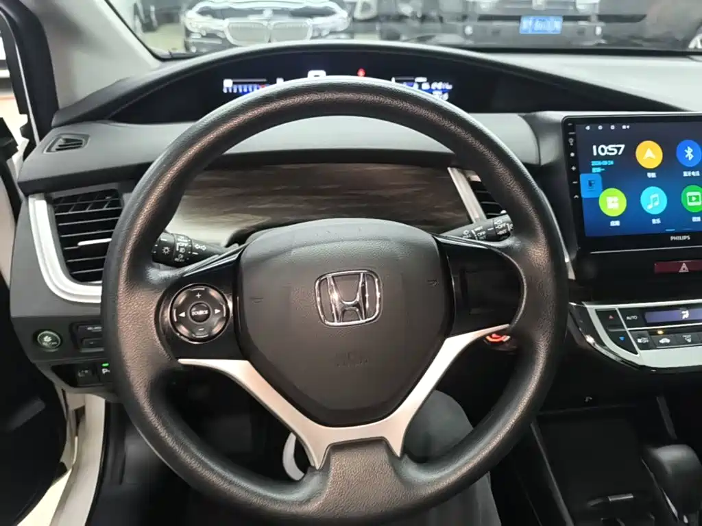 Honda Jade 2017 — фото 11