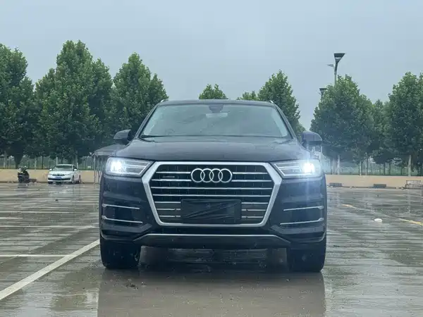 Audi Q7 2016