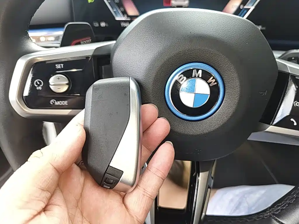 BMW i5 2024 — фото 9