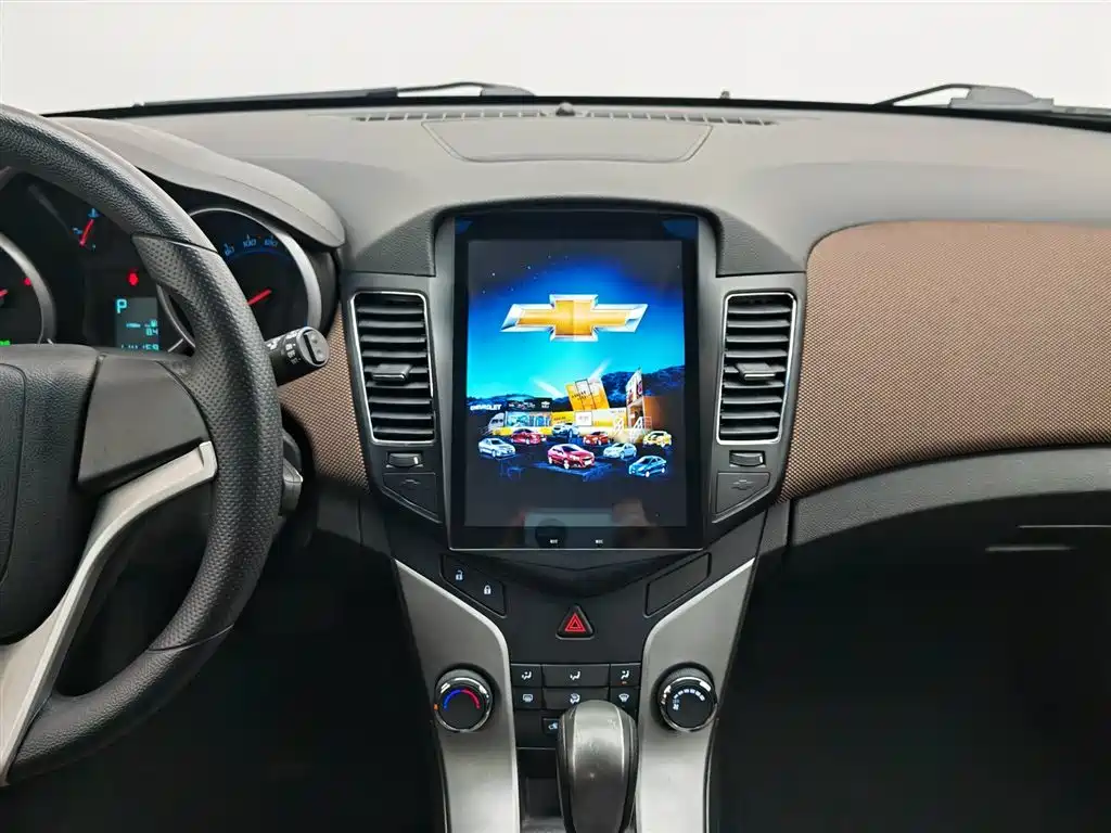 Chevrolet Cruze 2016 — фото 12