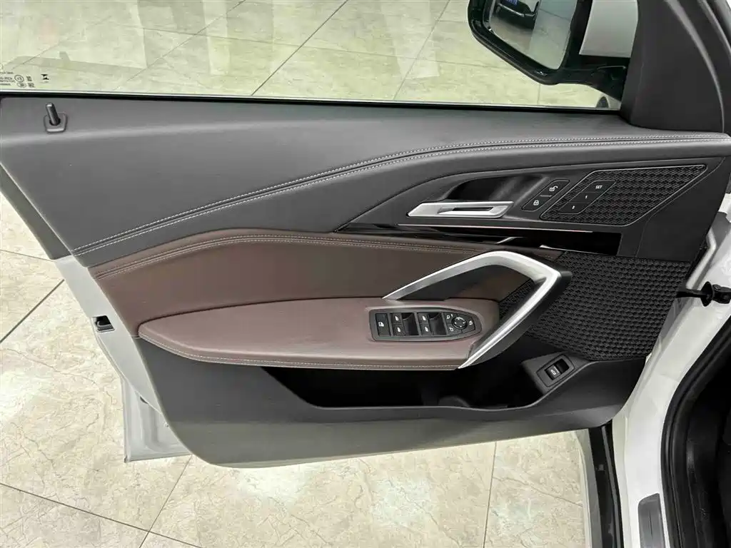 BMW X1 2024 — фото 11