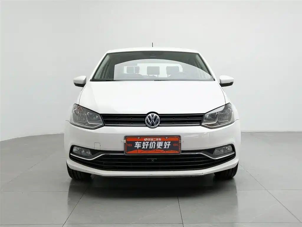 Volkswagen Polo 2015 — фото 3