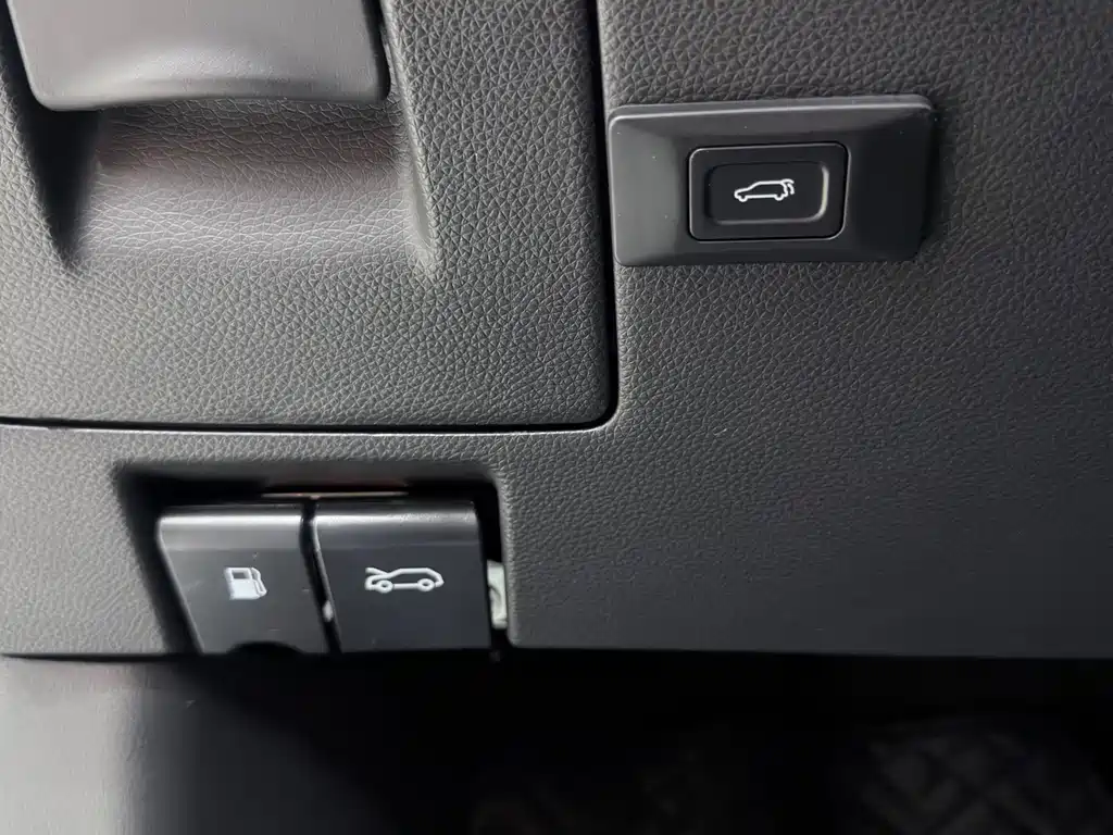 GAC Trumpchi M6 2022 — фото 16