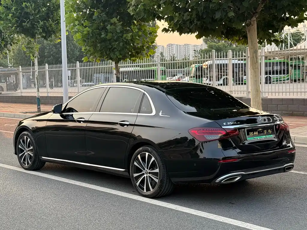 Mercedes-Benz E-Class New Energy 2022 — фото 20