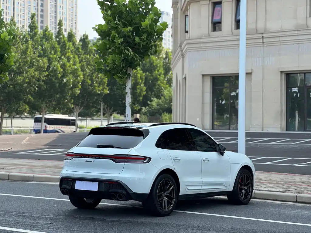 Porsche Macan 2022 — фото 18
