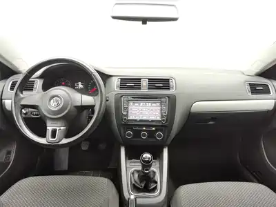 Volkswagen Sagitar 2015