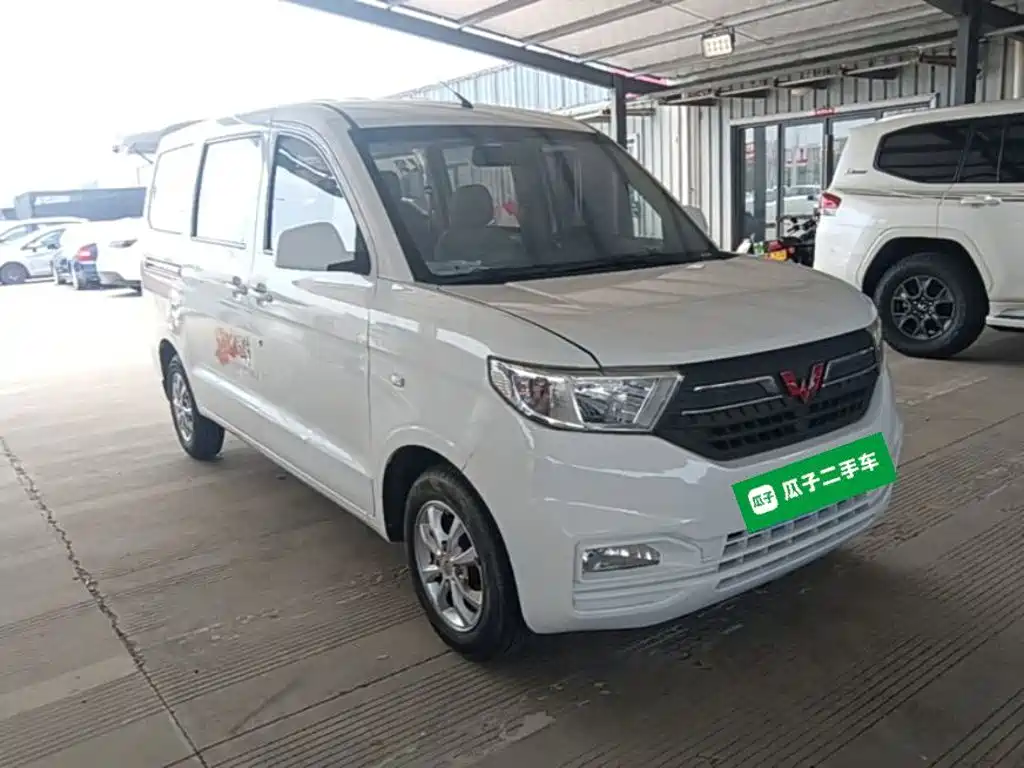 Wuling Hongguang V 2021