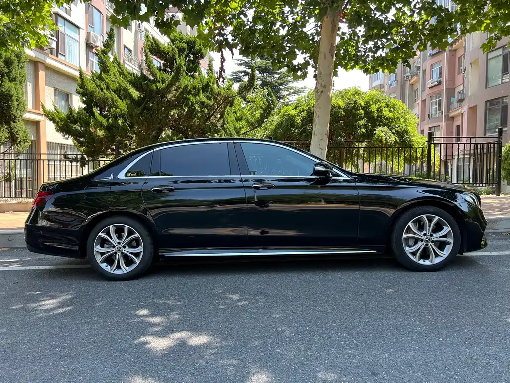 Mercedes-Benz E-Class 2020