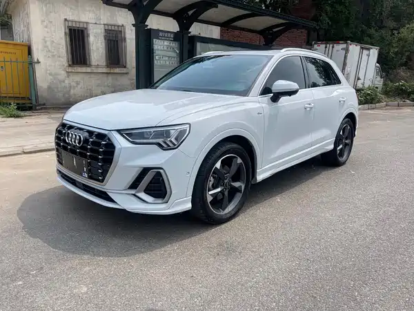 Audi Q3 2022