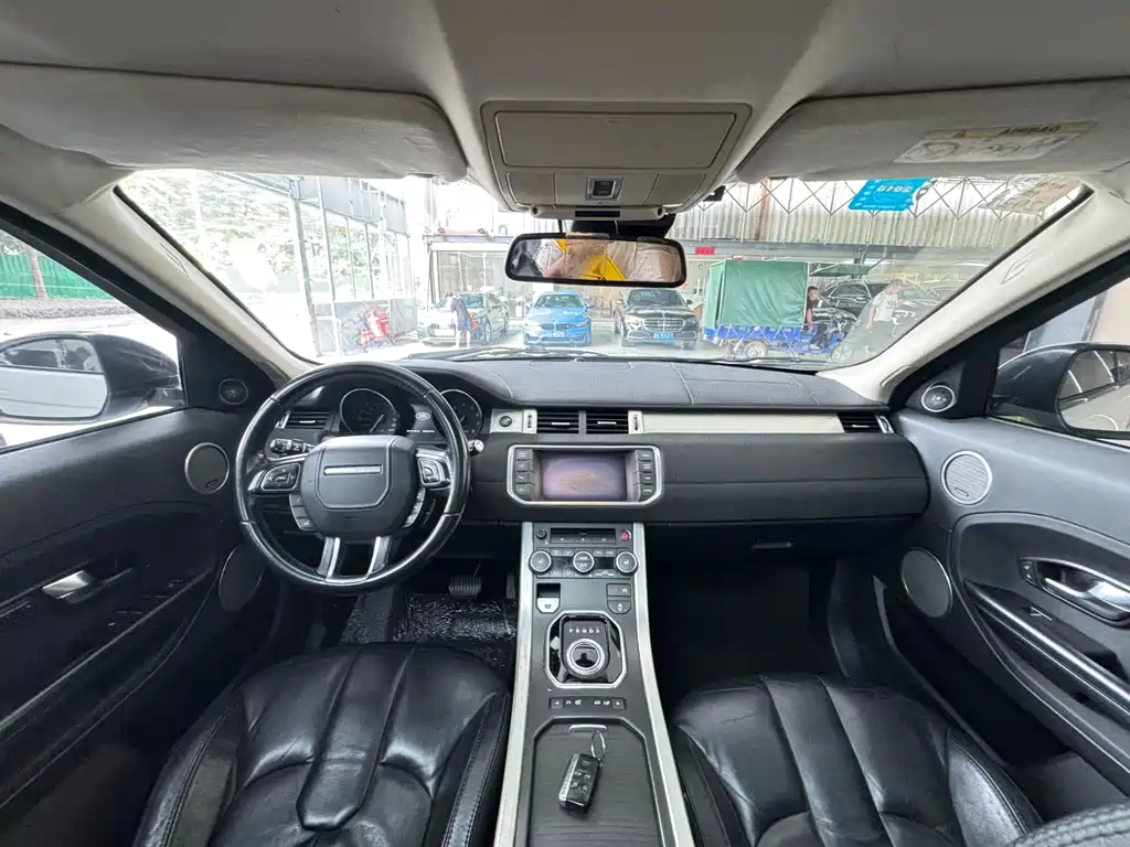 Land Rover Evoque 2014 — фото 10