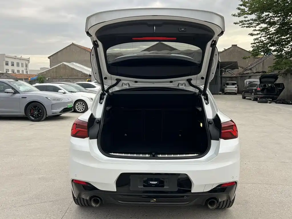 BMW X2 2022 — фото 13