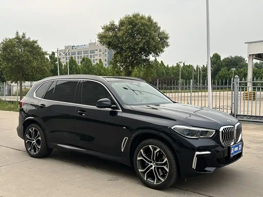 BMW X5 2022