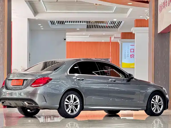 Mercedes-Benz C-Class 2017