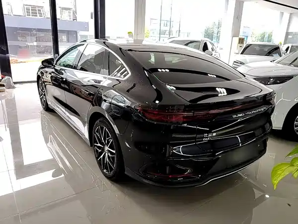 BYD Han 2024