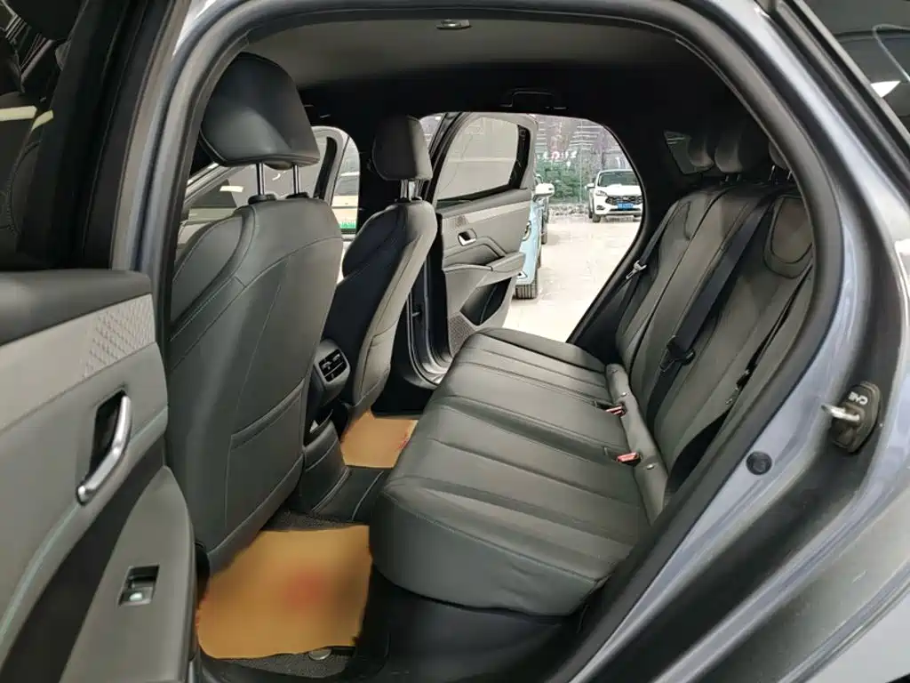 BYD Qin PLUS 2025 — фото 12