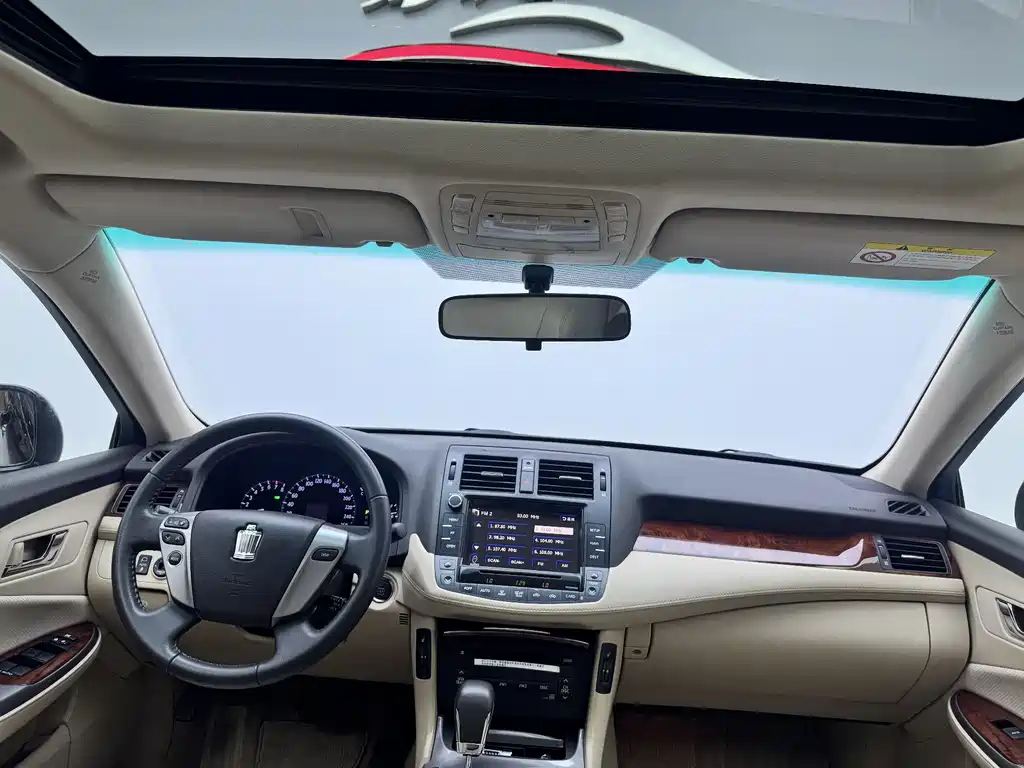 Toyota Crown 2012 — фото 18