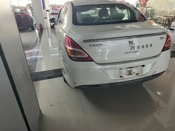 Peugeot 308 2014