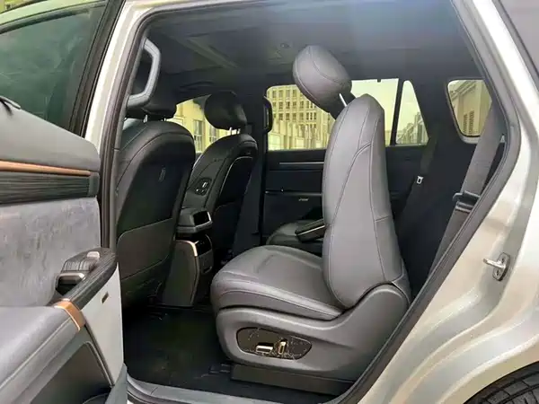 Dongfeng e008 2024