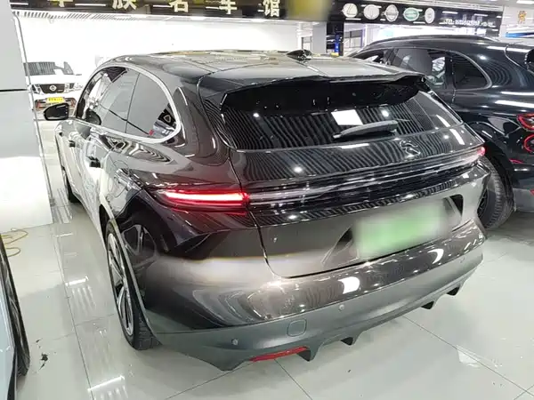 NIO ET5T 2024