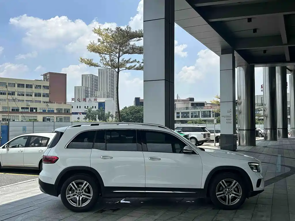 Mercedes-Benz GLB 2020