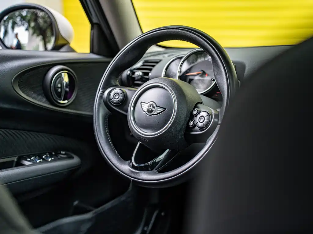 MINI Clubman 2016 — фото 15