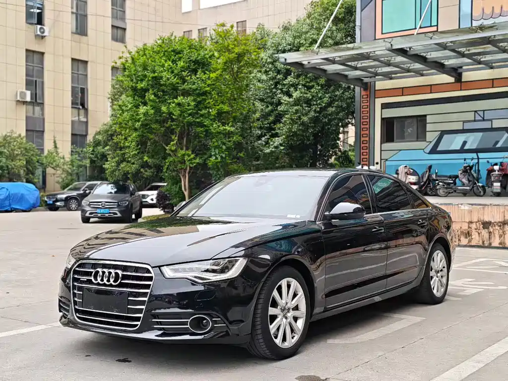 Audi A6L 2015 — фото 1