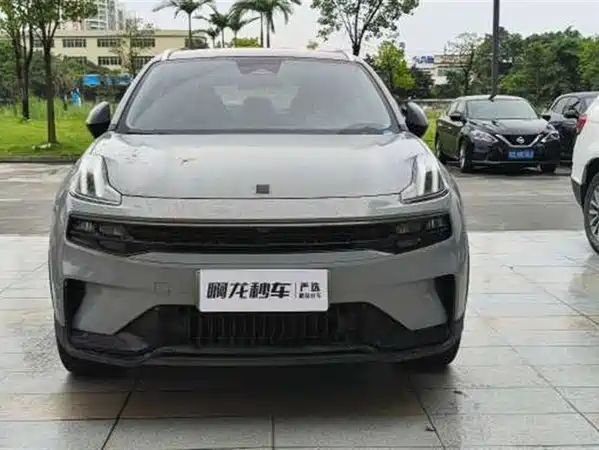 Lynk & Co 06 EM-P 2023