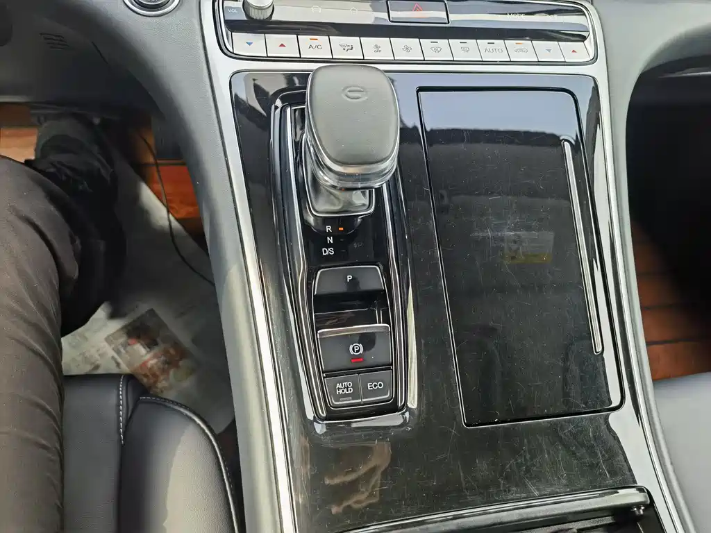 GAC Motor Trumpchi M8 2023 — фото 13