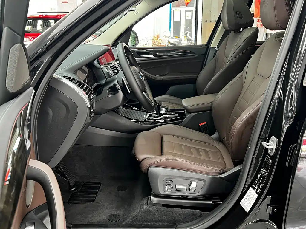 BMW X3 2021 — фото 12