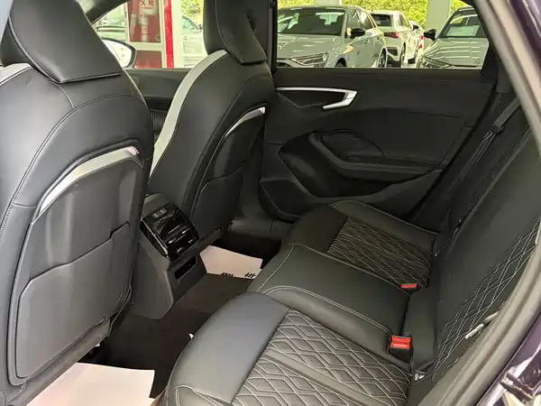 Audi A5L 2025