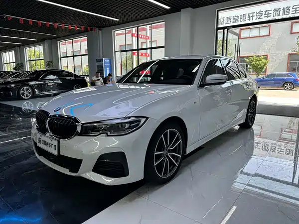 BMW 3 Series 2021