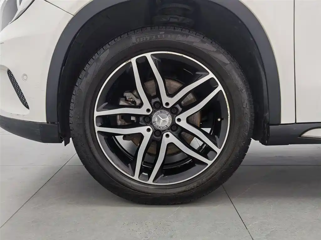 Mercedes-Benz GLA 2016 — фото 17