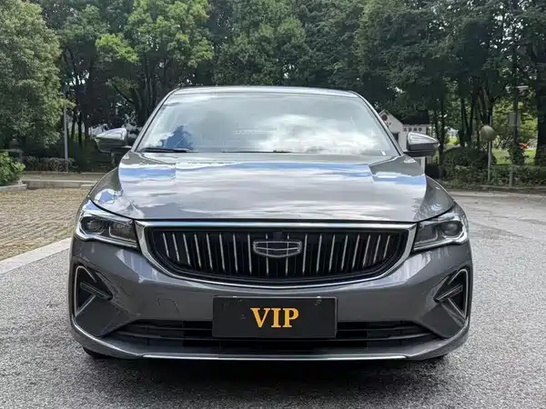 Geely Emgrand 2023