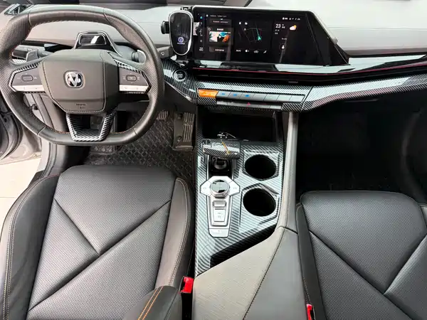 Changan UNI-V 2022