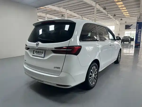 Buick GL8 2023