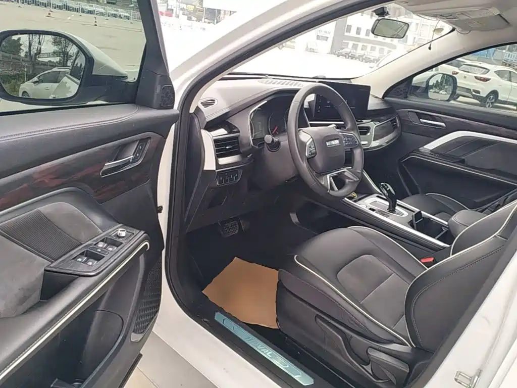 Haval H6 2023 — фото 16