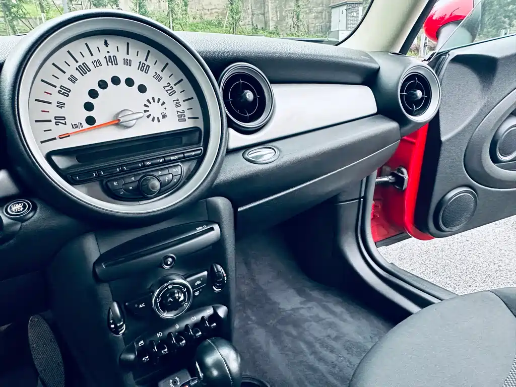 MINI Clubman 2013 — фото 11