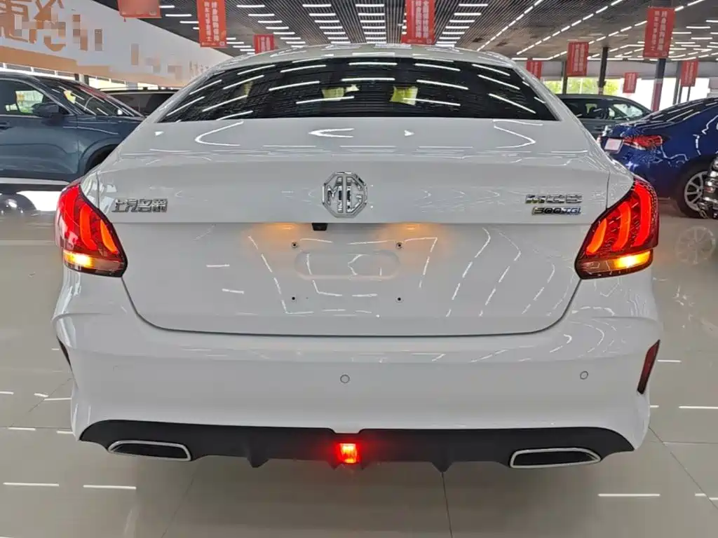 MG MG5 2021
