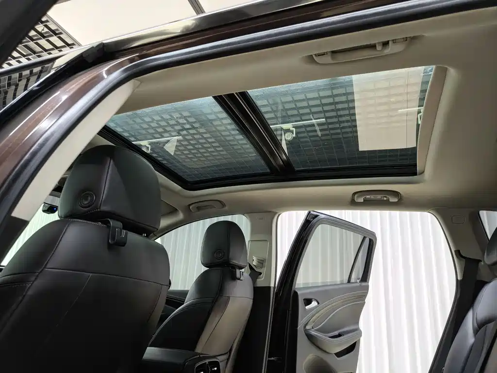 Buick Envision Plus 2021 — фото 18